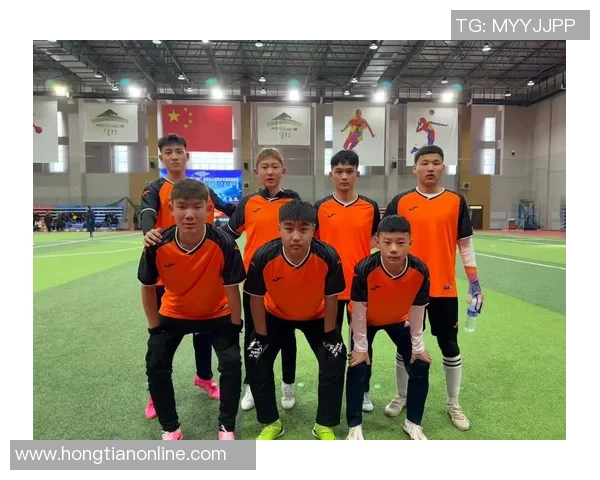 国内足球明星崛起之路：从青训到职业赛场的奋斗与荣耀