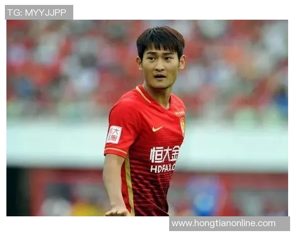 恒大最红国足球星的成长历程与未来展望分析