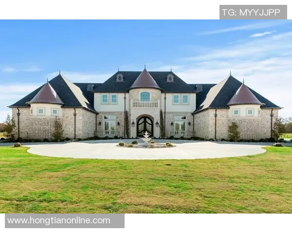 足球明星豪华别墅探秘 打造梦想家园的奢华设计与奢侈生活方式